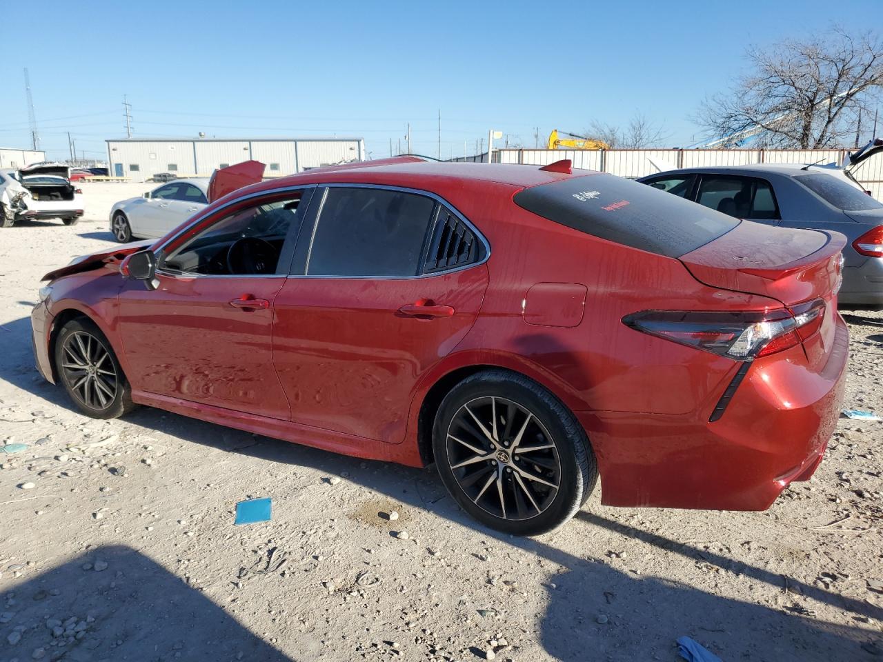 2021 TOYOTA CAMRY SE - Image 2