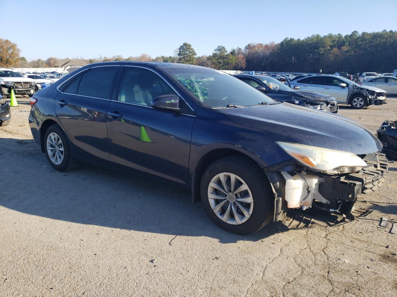 2015 TOYOTA CAMRY LE - Фото 4