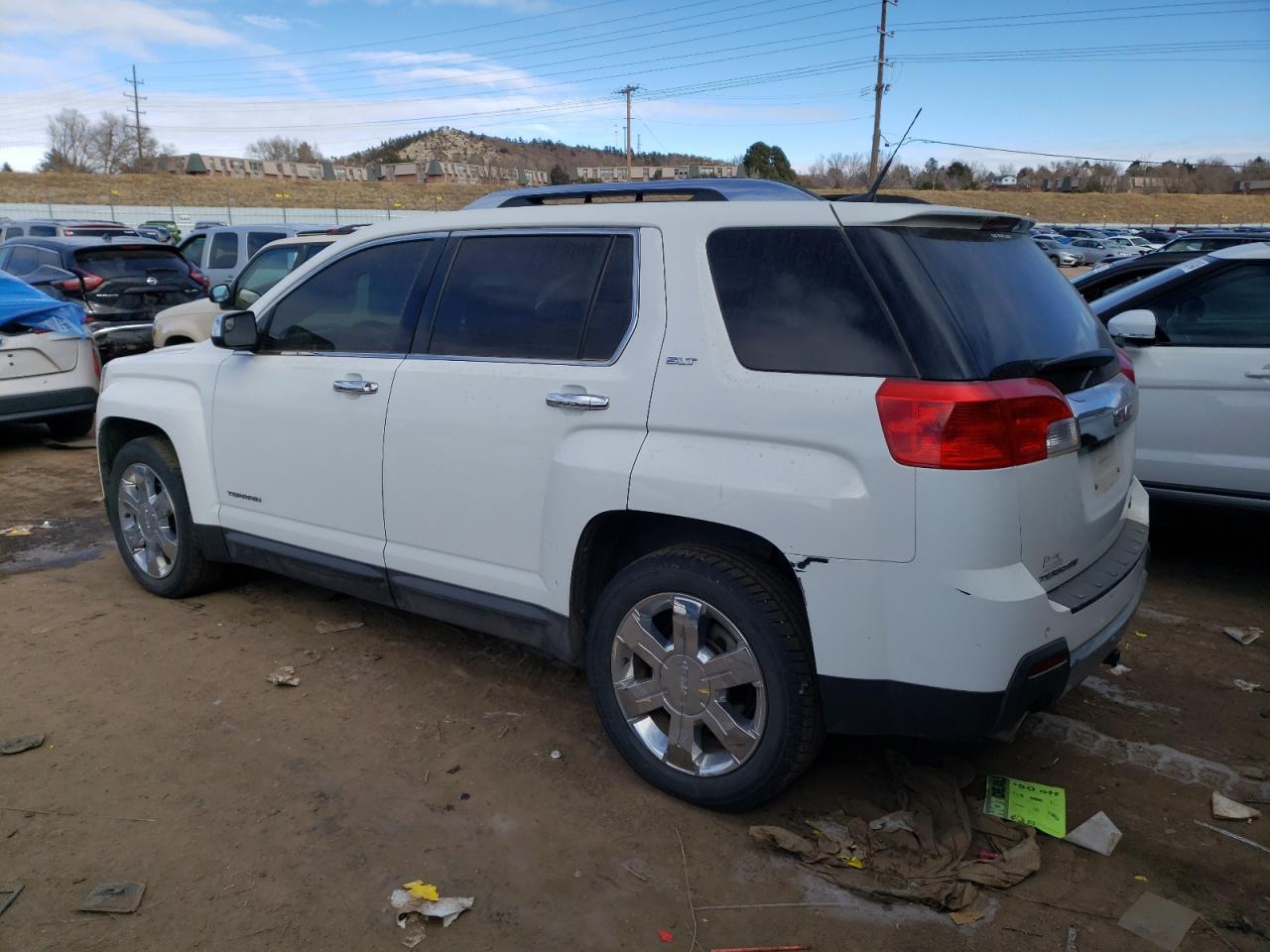 2012 GMC TERRAIN SL - Image 2