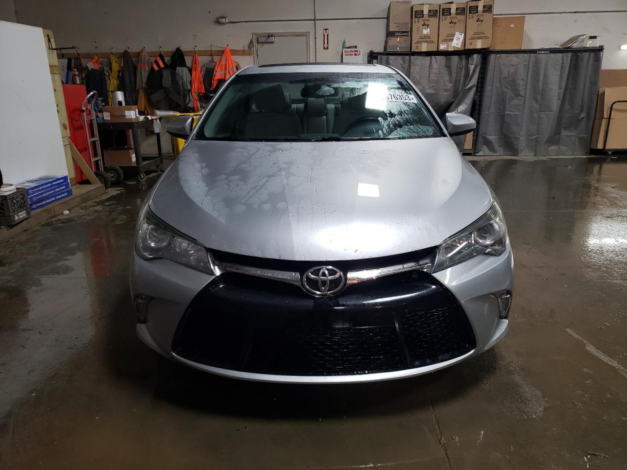 2015 TOYOTA CAMRY LE - Image 5