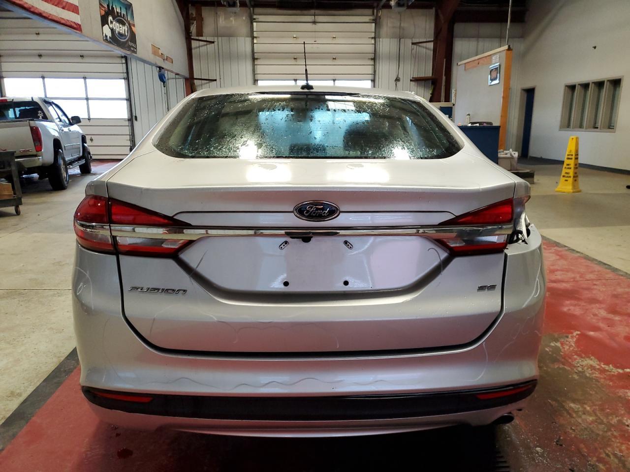 2017 FORD FUSION SE - Фото 6