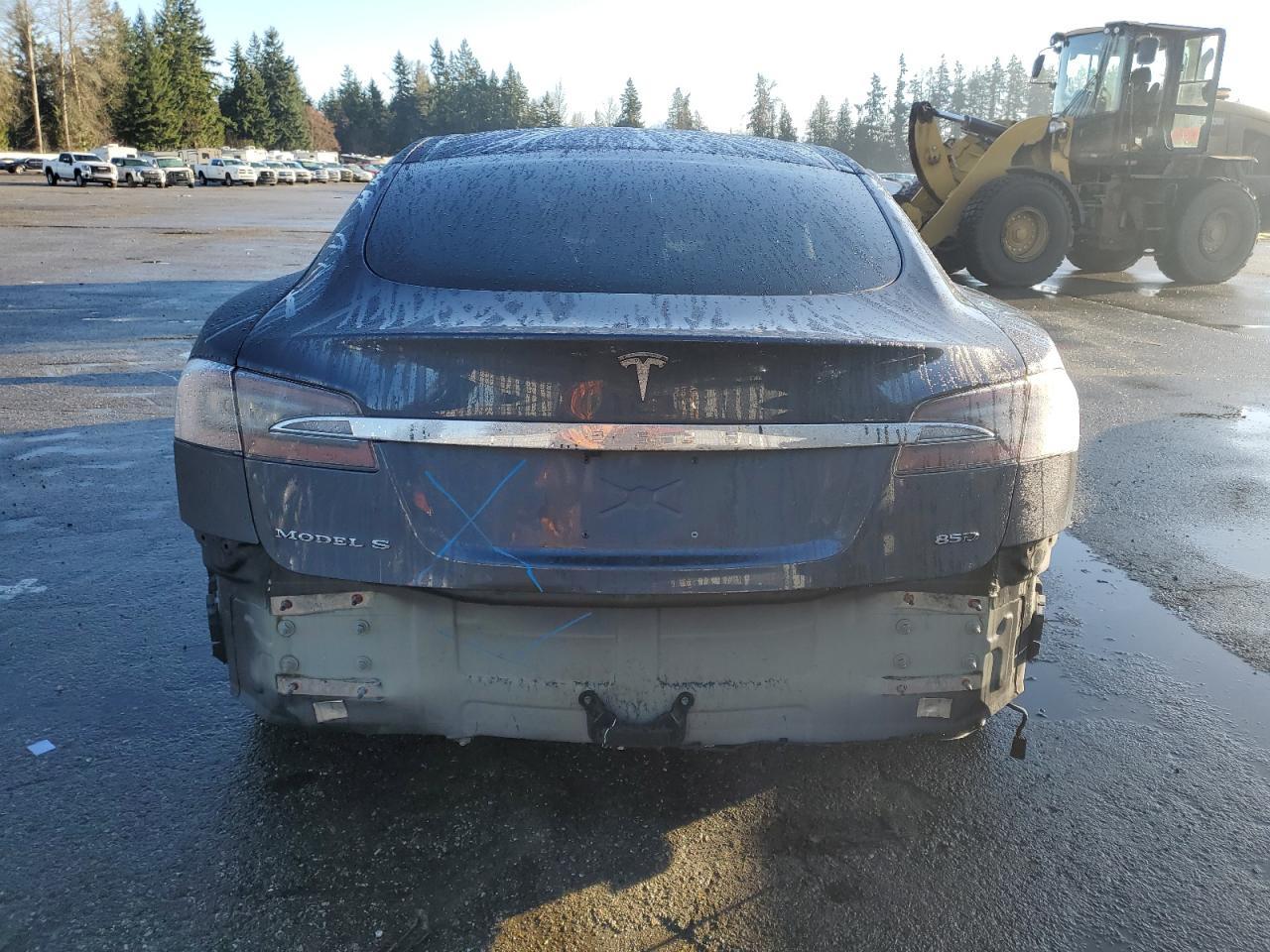 2015 TESLA MODEL S 85 - Image 6