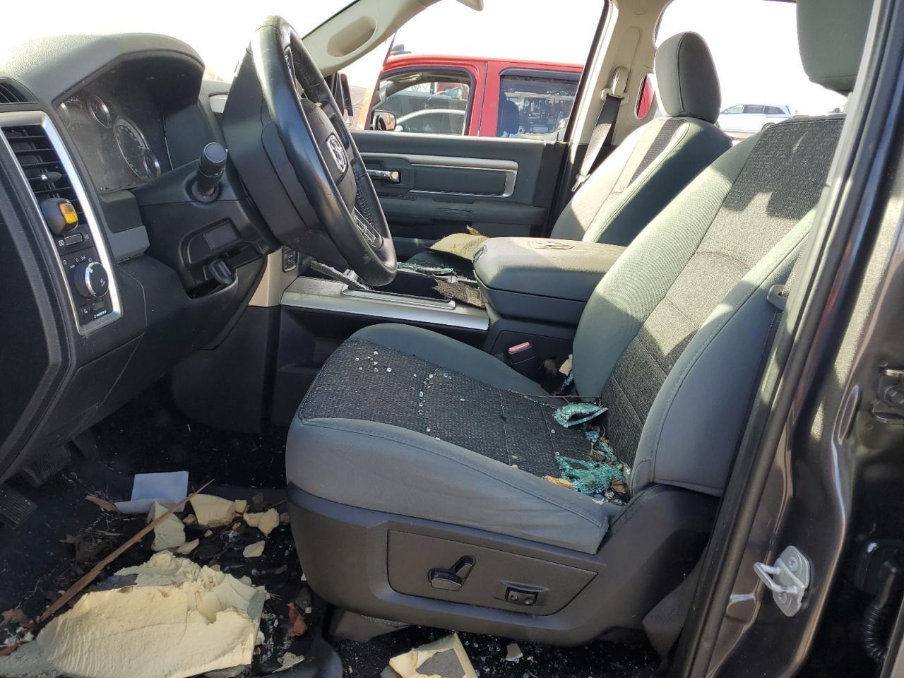 2015 RAM 1500 SLT - Image 7