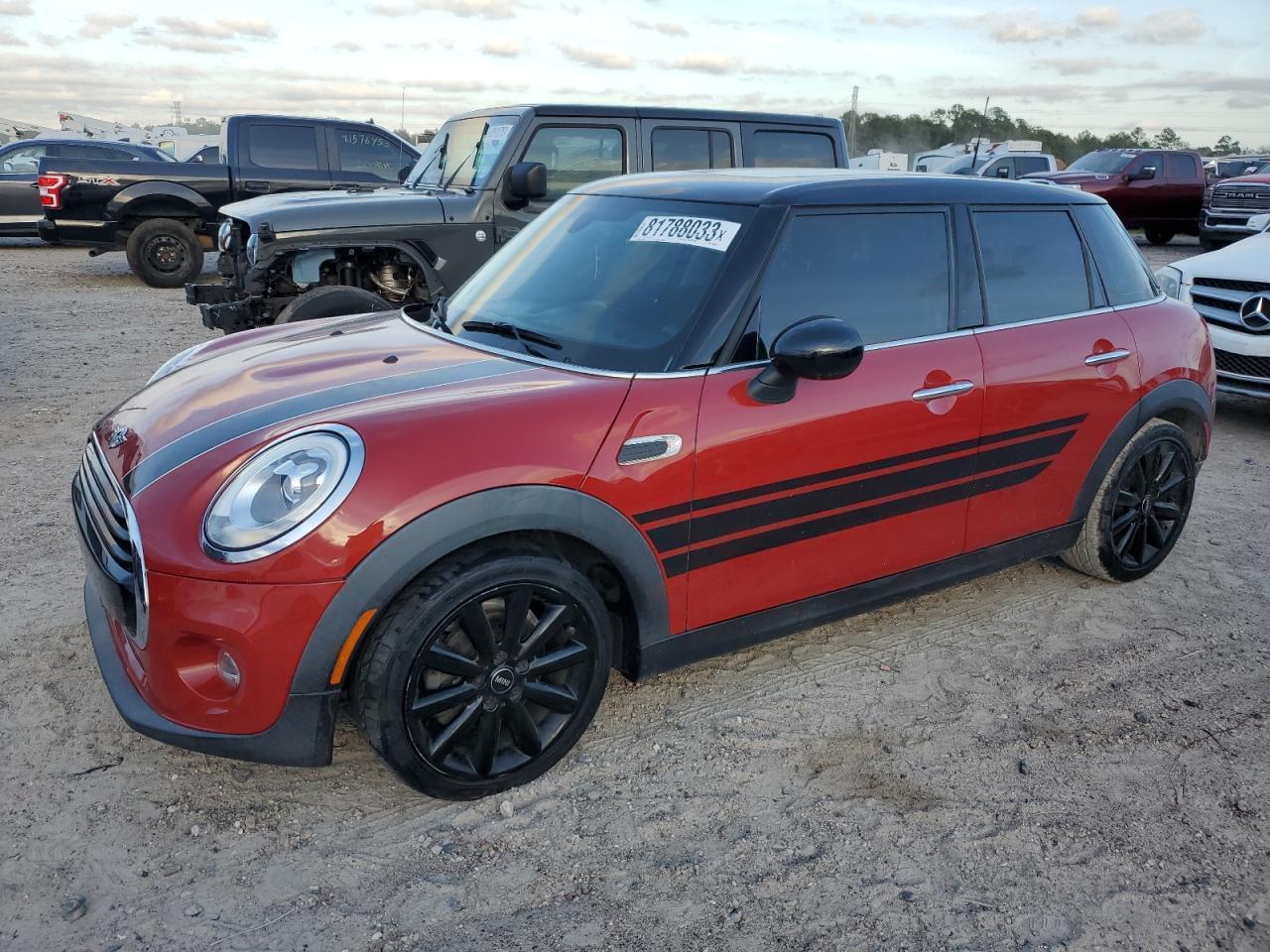 2016 MINI COOPER car image