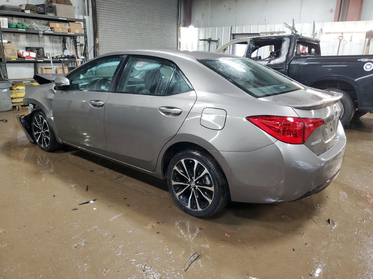 2018 TOYOTA COROLLA L - Фото 2