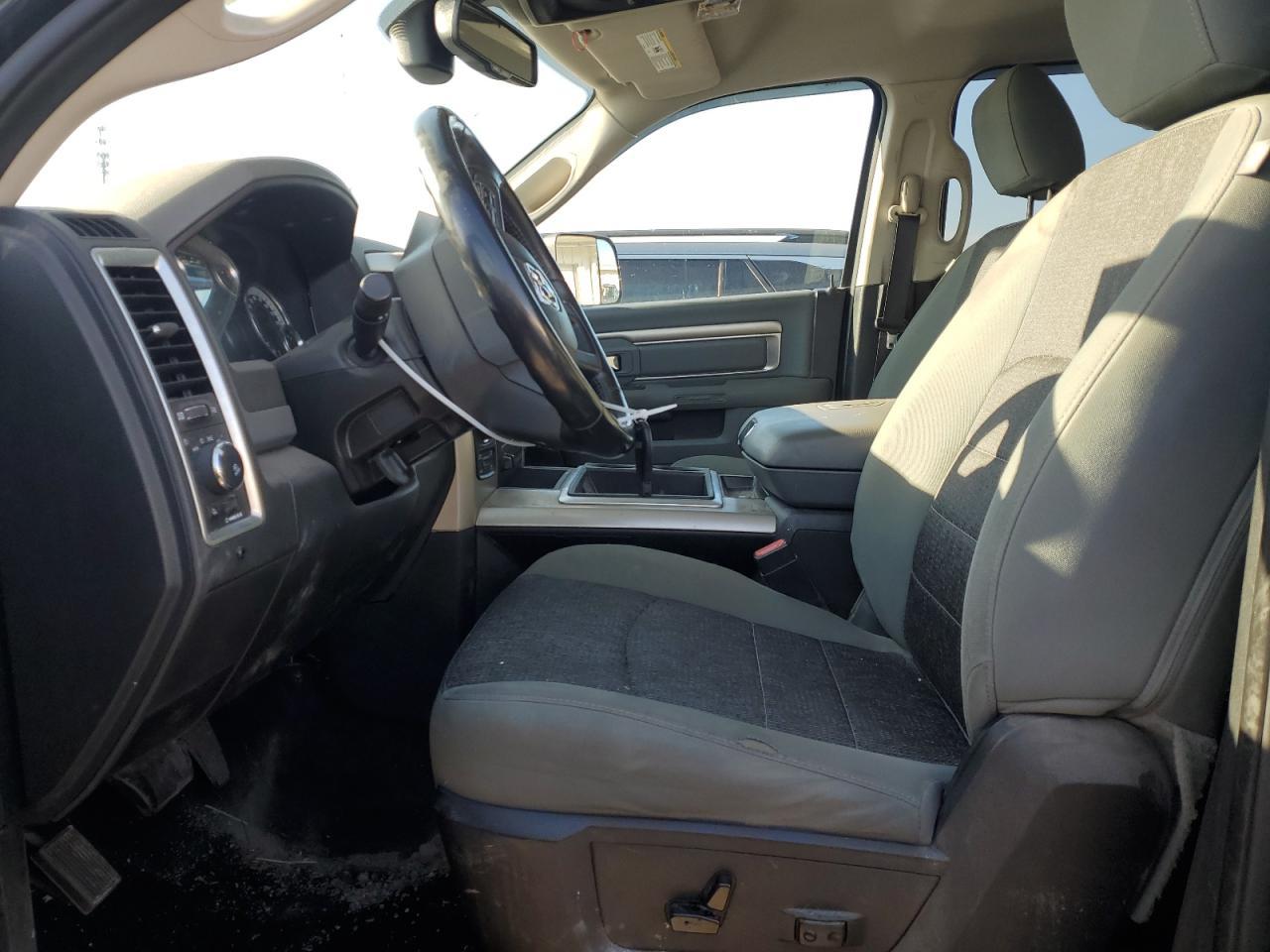 2015 RAM 1500 SLT - Image 7
