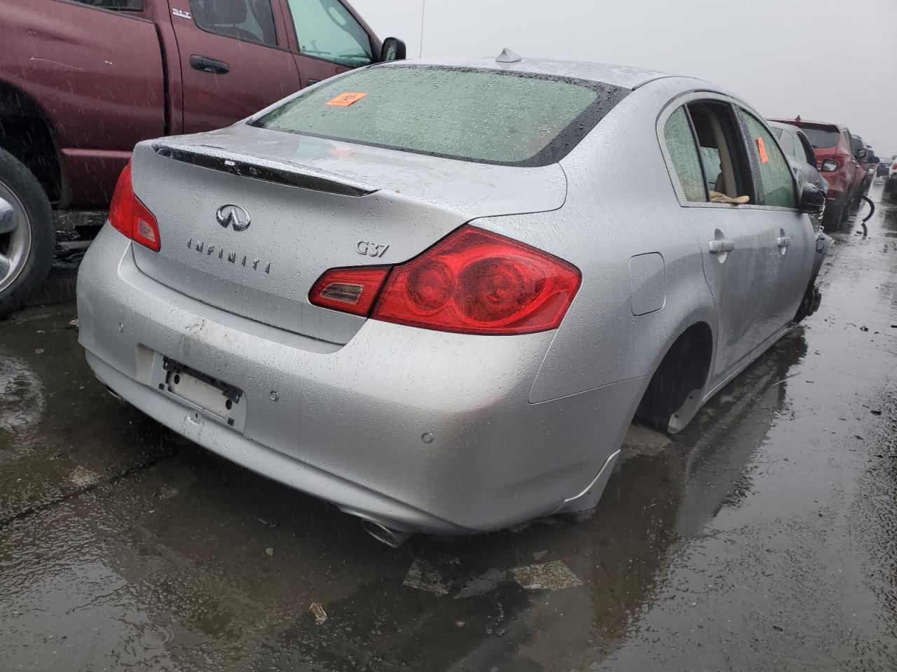 2012 INFINITI G37 BASE - Image 3