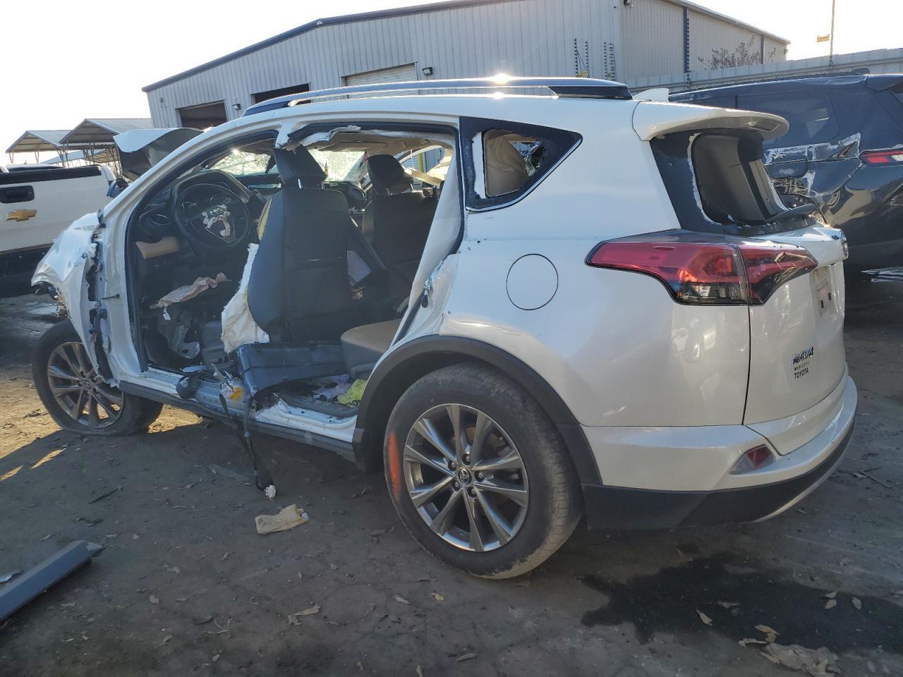 2018 TOYOTA RAV4 LIMIT - Фото 2