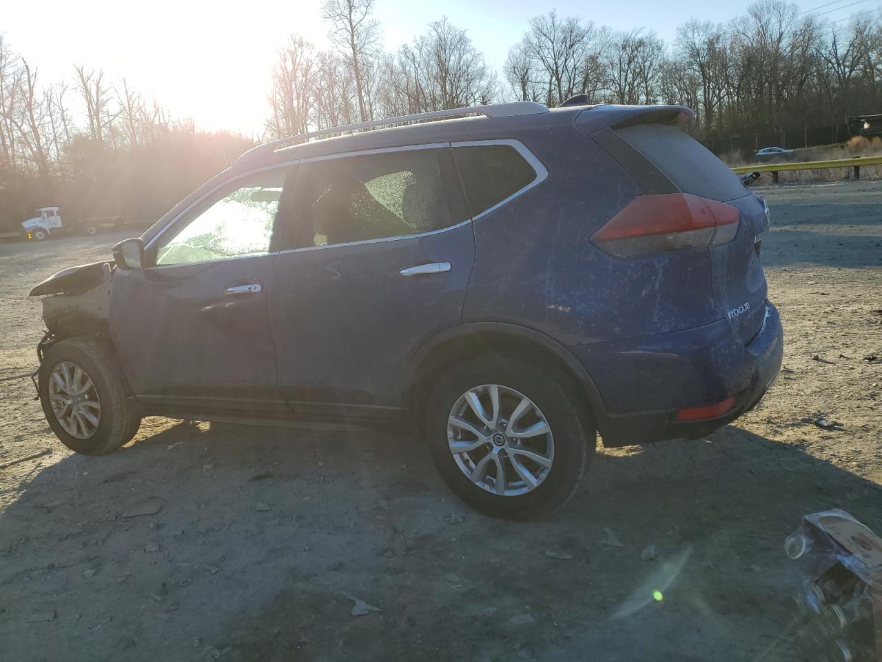 2018 NISSAN ROGUE S - Image 2
