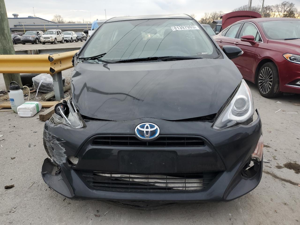 2015 TOYOTA PRIUS C - Image 5