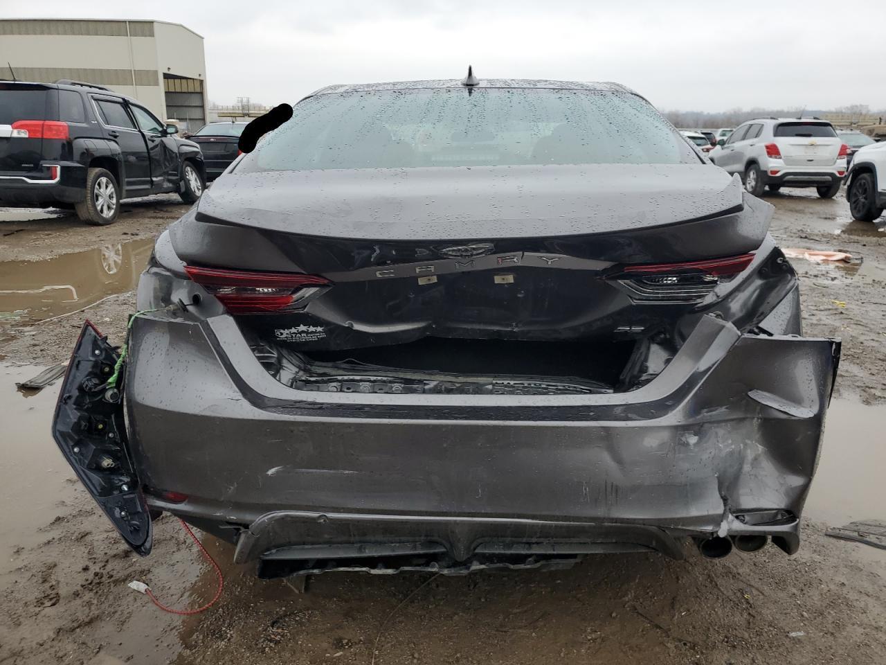 2021 TOYOTA CAMRY SE - Фото 6