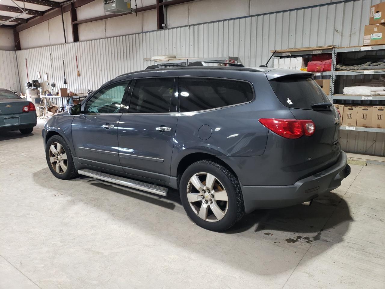 2012 CHEVROLET TRAVERSE L - Фото 2