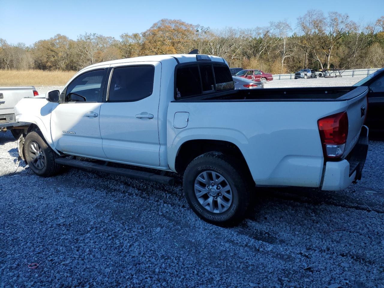 2017 TOYOTA TACOMA DOU - Фото 2
