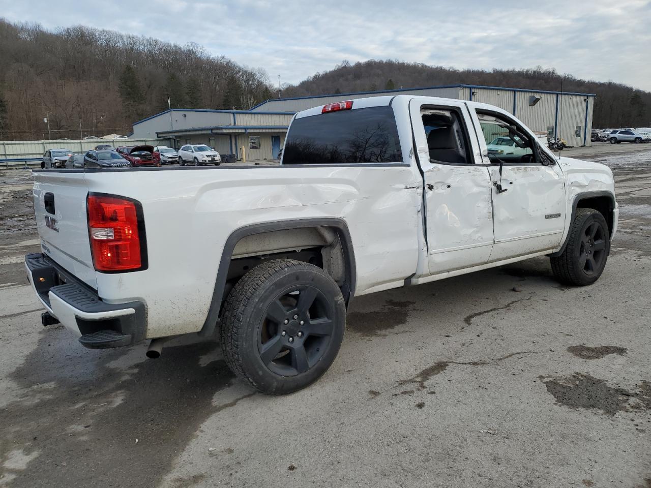 2018 GMC SIERRA K15 - Image 3