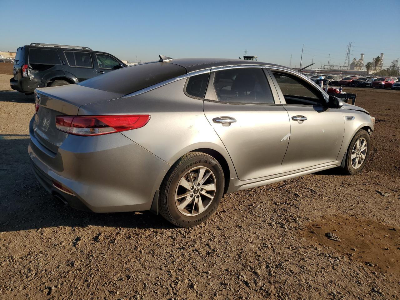 2016 KIA OPTIMA LX - Фото 3