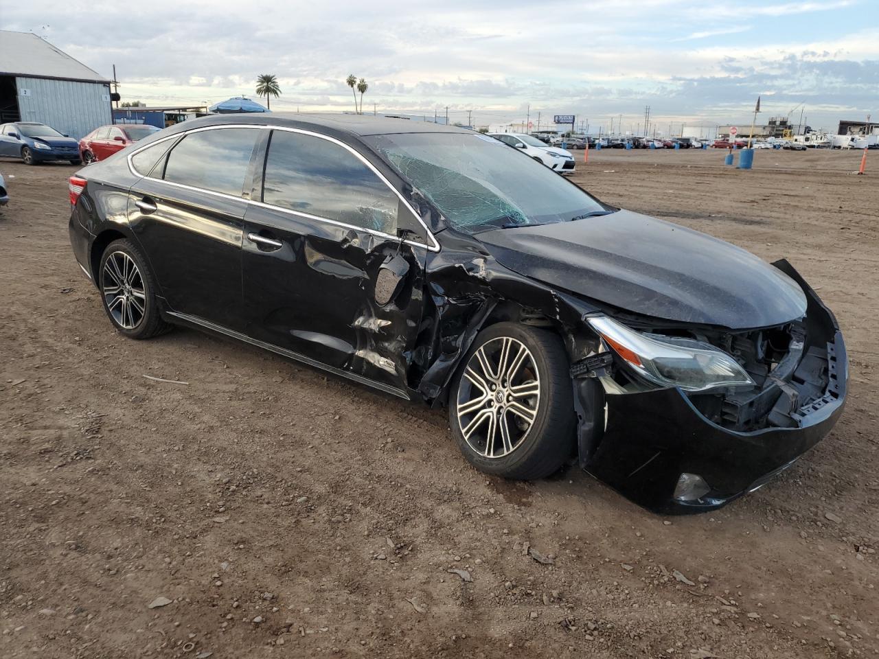 2015 TOYOTA AVALON XLE - Image 4
