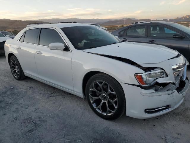 2014 Chrysler 300 - Image 4