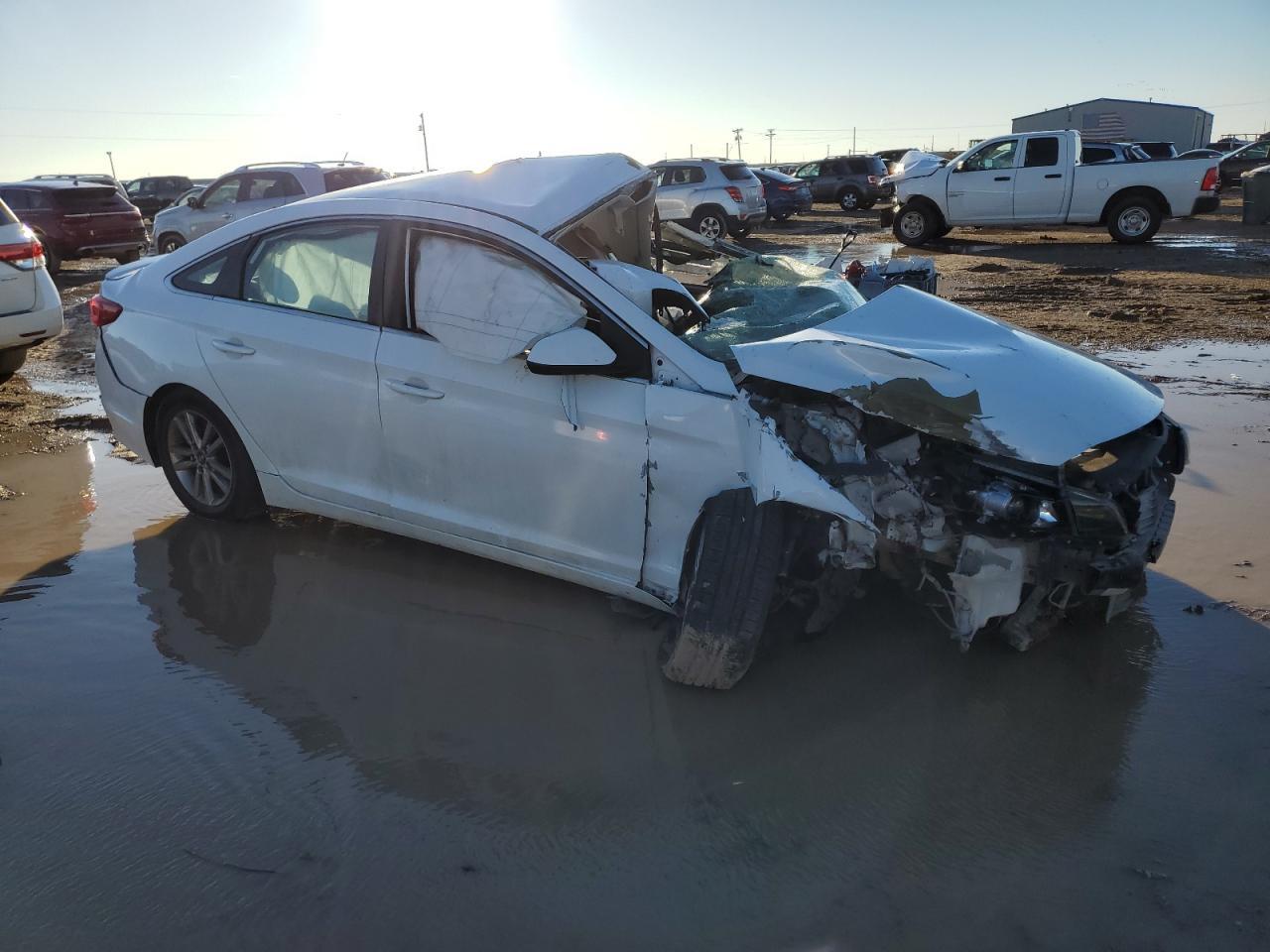 2017 HYUNDAI SONATA SE - Image 4