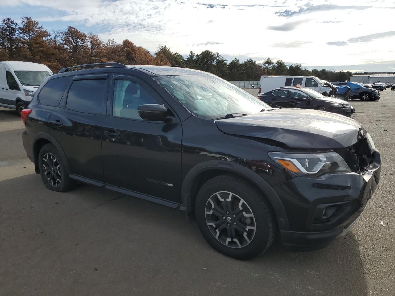 2019 NISSAN PATHFINDER - Фото 4