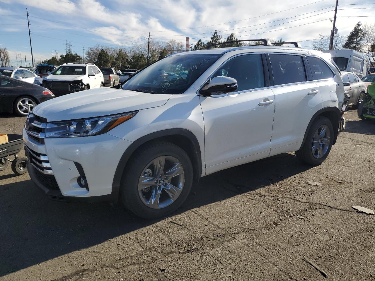 2019 TOYOTA HIGHLANDER