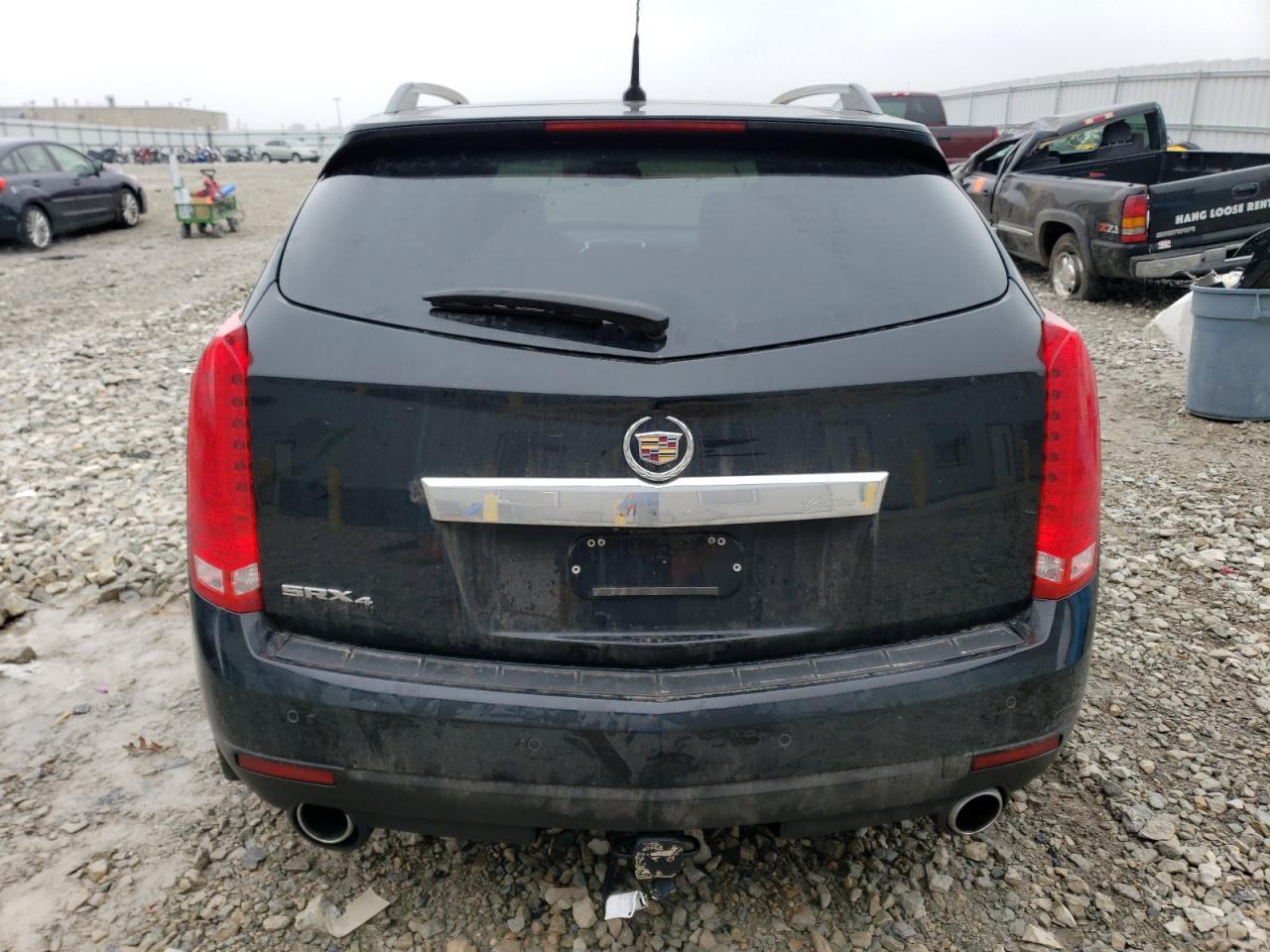 2011 CADILLAC SRX LUXURY - Image 6