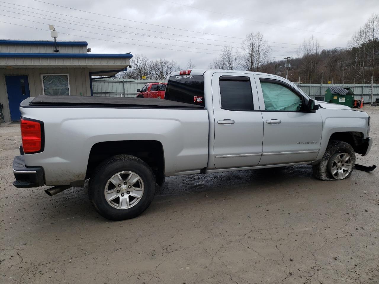 2017 CHEVROLET SILVERADO - Image 3
