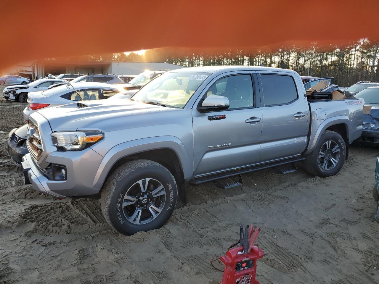 2017 TOYOTA TACOMA DOU