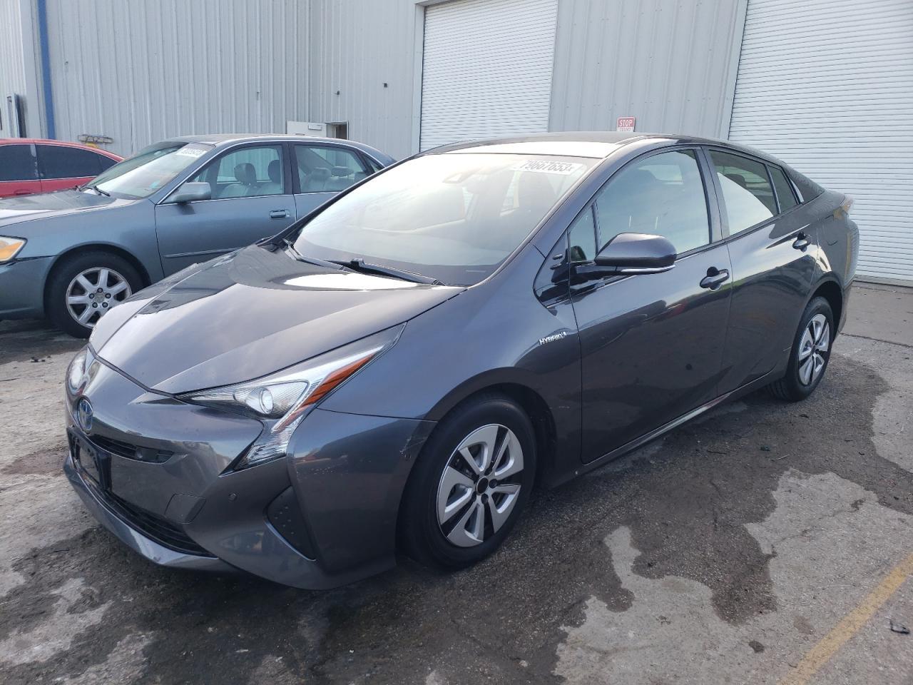 2018 TOYOTA PRIUS car image