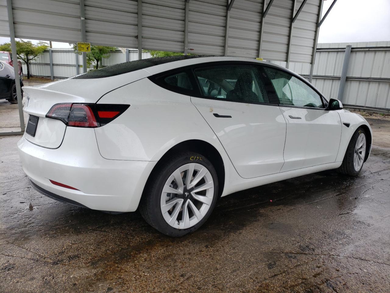 2023 TESLA MODEL 3 - Фото 3