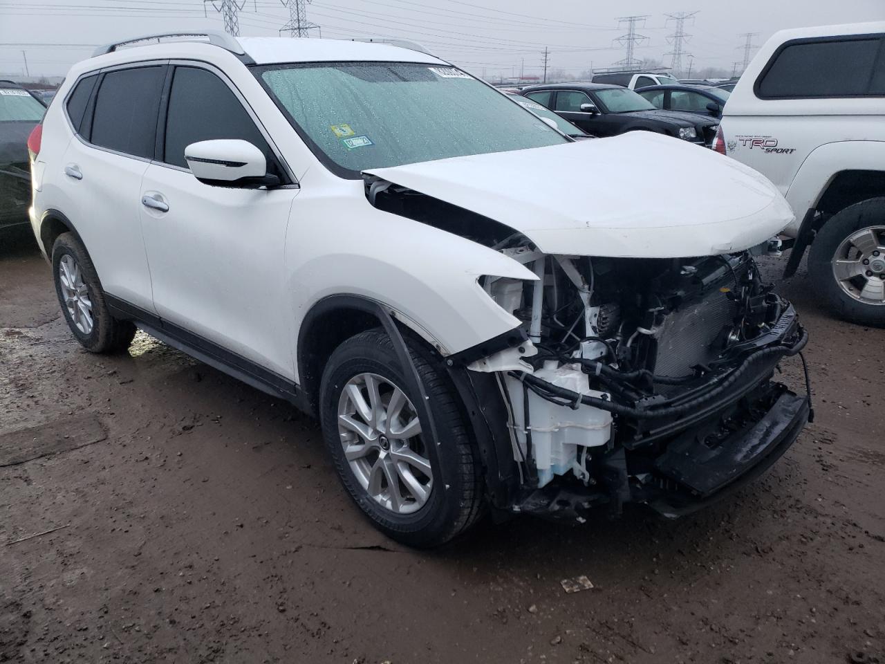 2017 NISSAN ROGUE S - Image 4