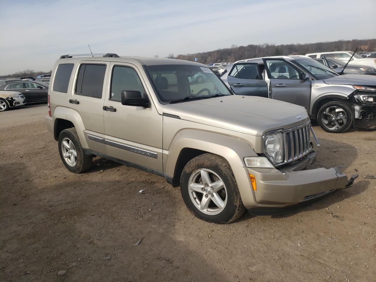 2011 JEEP LIBERTY LI - Фото 4