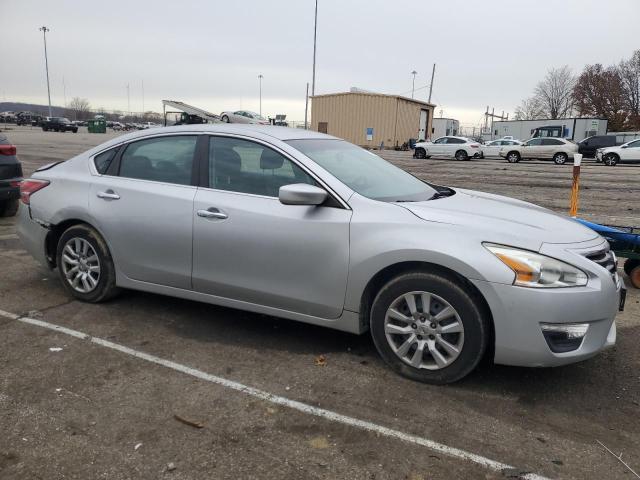 2015 Nissan Altima 2.5 - Фото 4