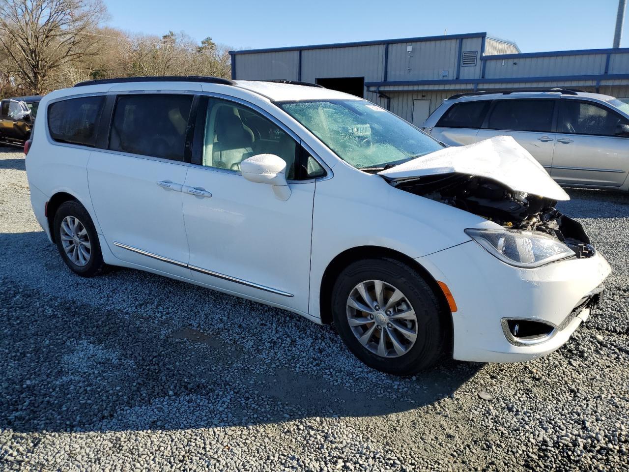2017 CHRYSLER PACIFICA T - Image 4