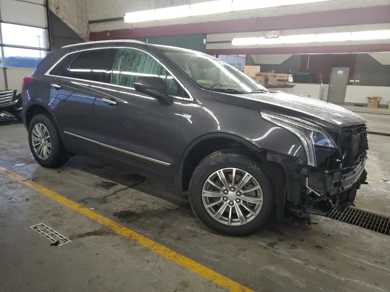 2019 CADILLAC XT5 LUXURY - Image 4