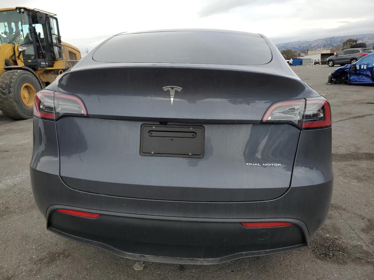 2023 TESLA MODEL Y - Image 6