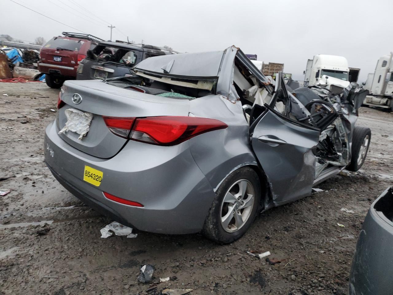 2015 HYUNDAI ELANTRA SE - Фото 3