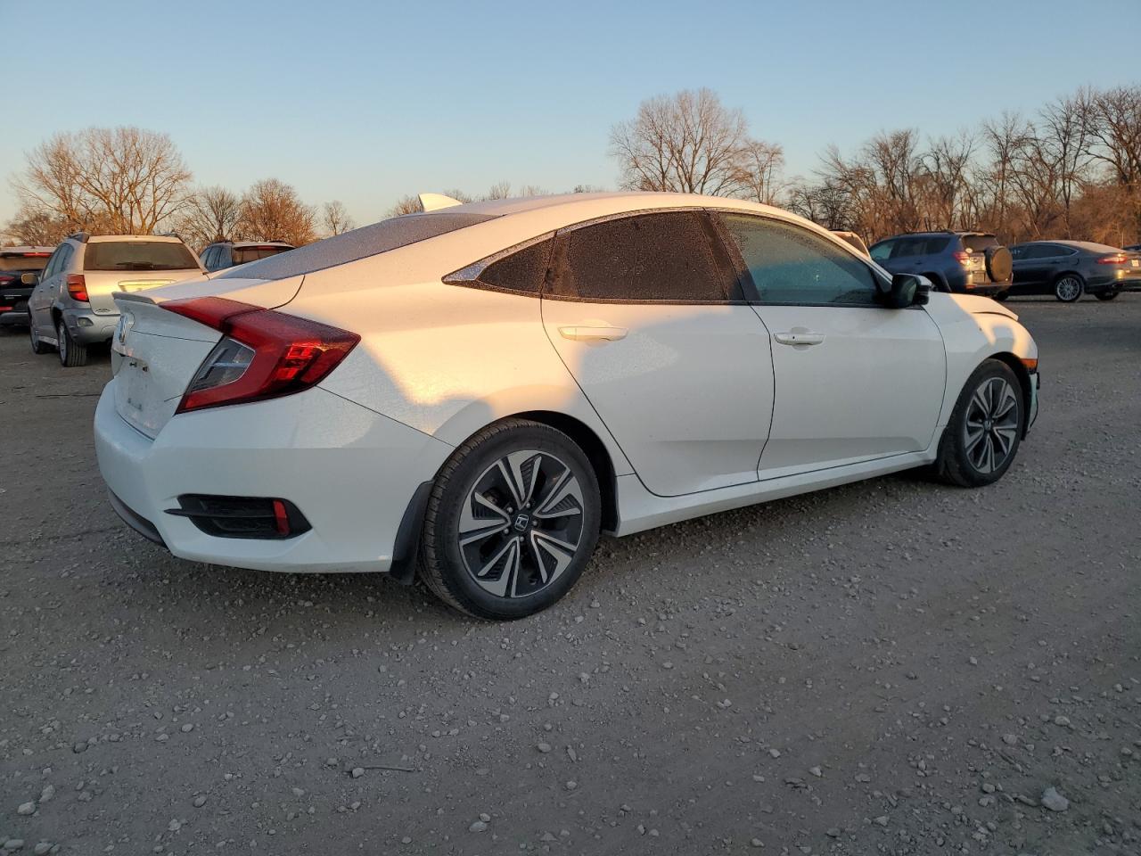 2016 HONDA CIVIC EXL - Image 3