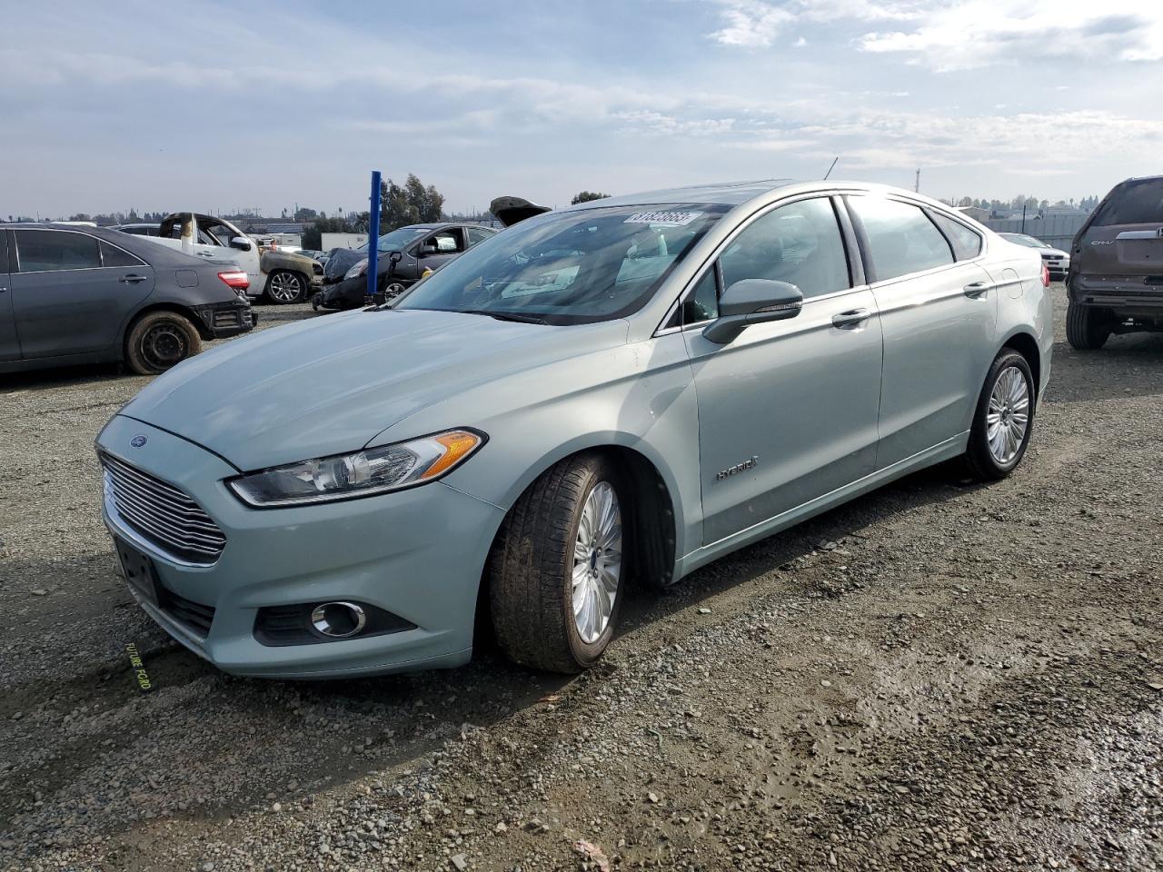 2013 FORD FUSION SE car image