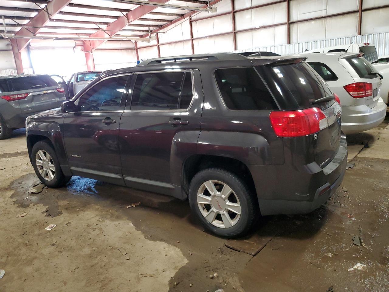 2013 GMC TERRAIN SL - Фото 2