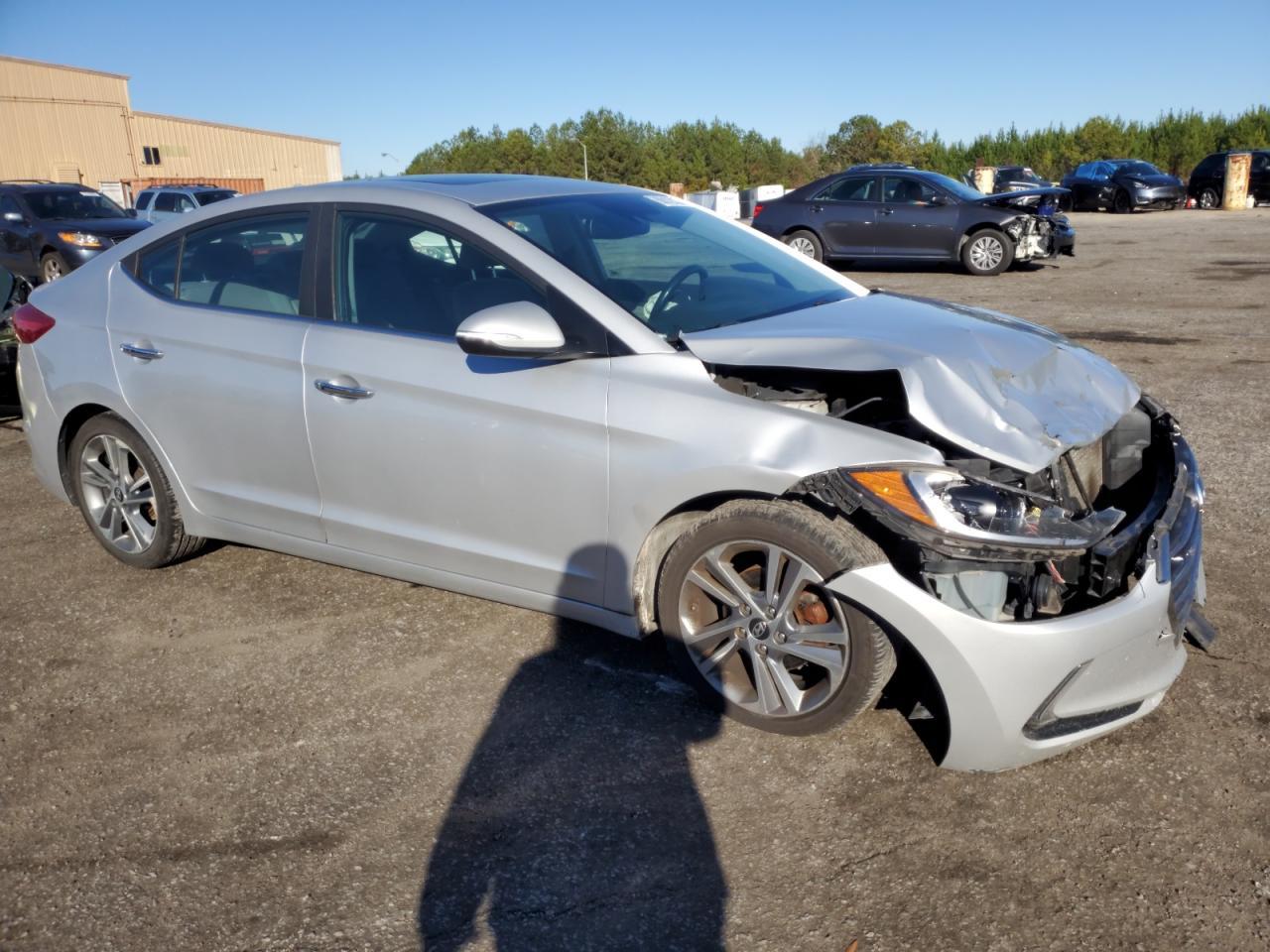 2017 HYUNDAI ELANTRA SE - Image 4