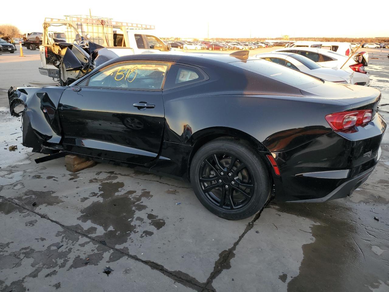 2019 CHEVROLET CAMARO LS - Фото 2