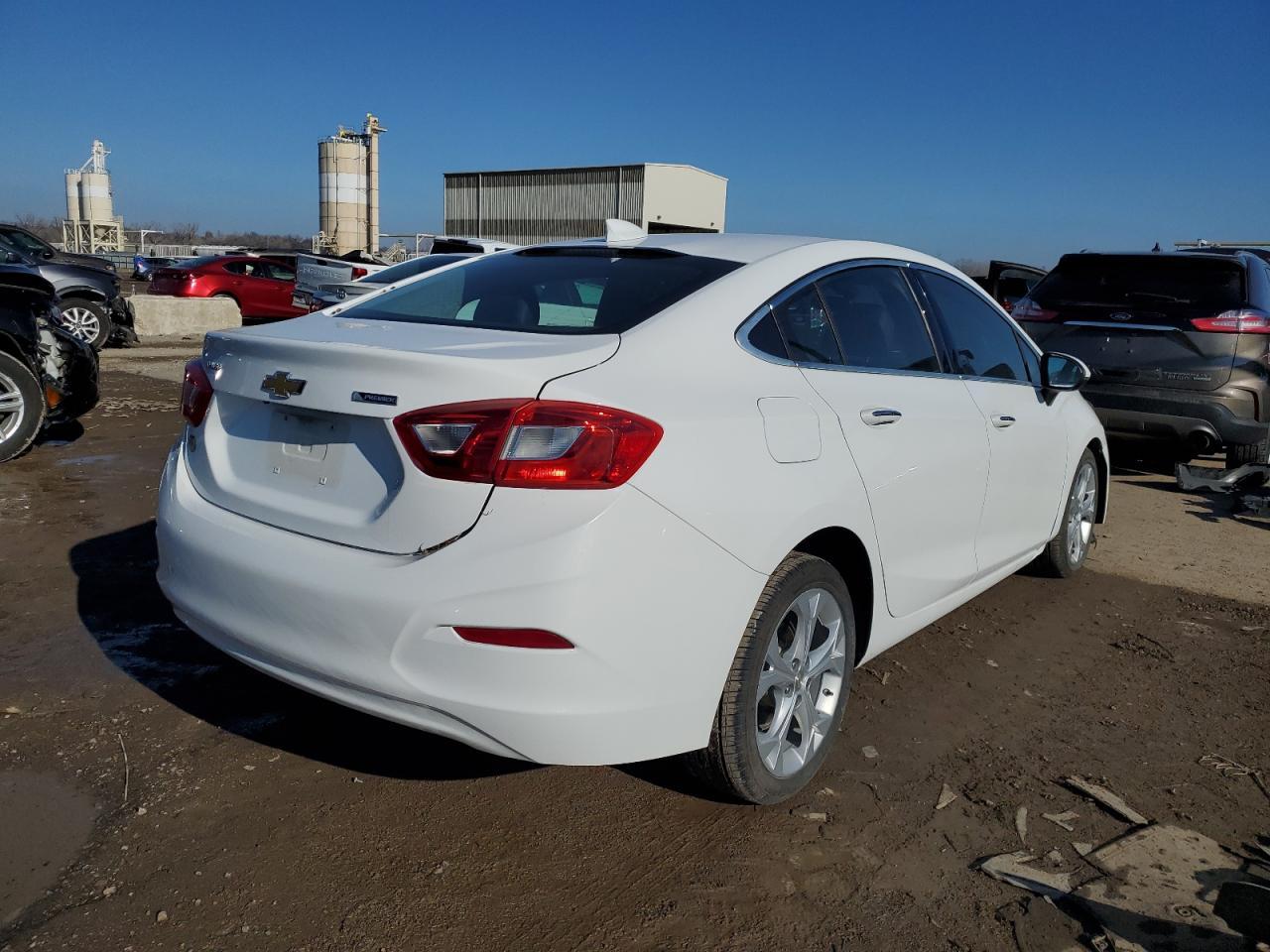 2017 CHEVROLET CRUZE PREM - Фото 3