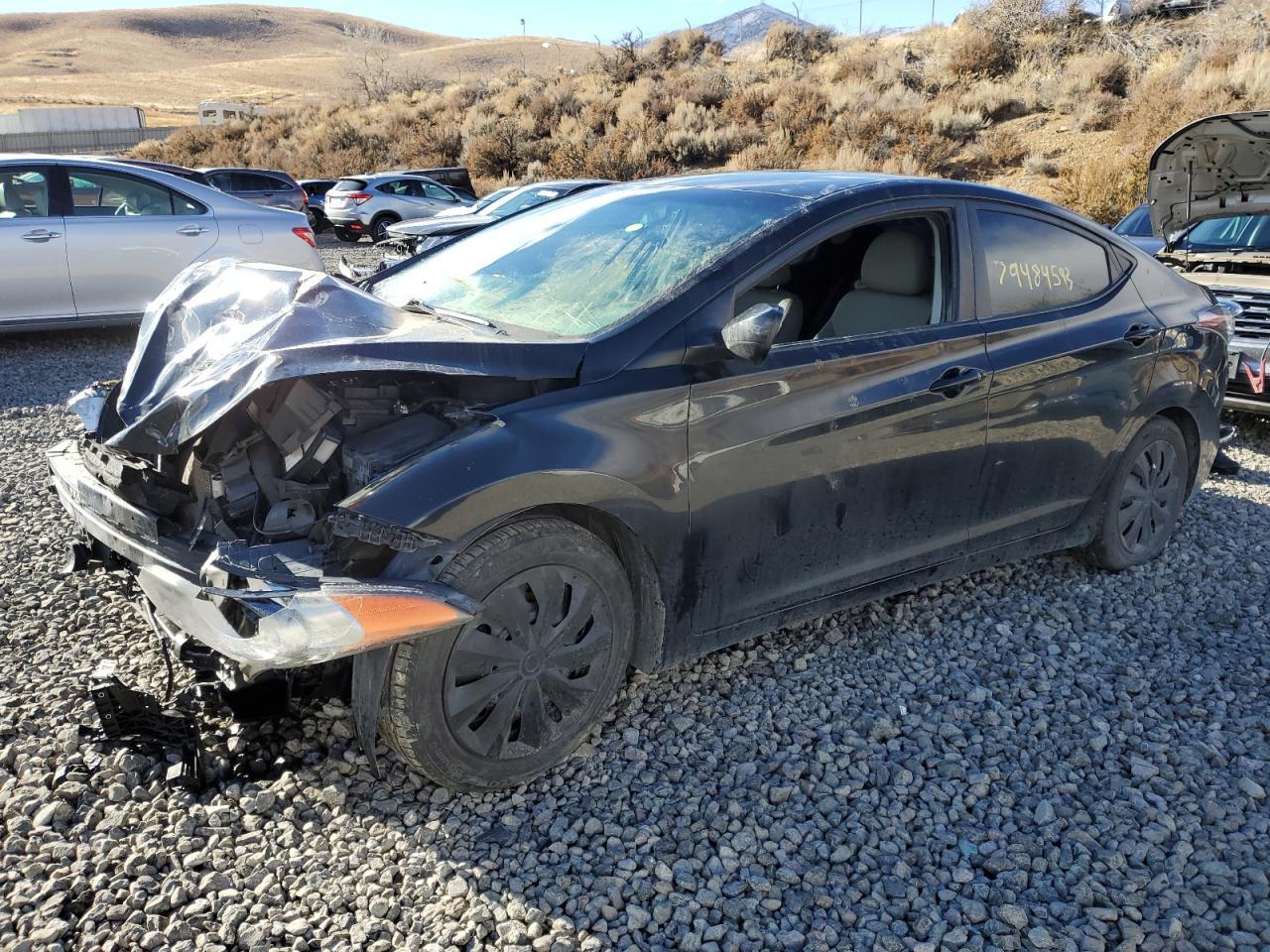 2013 HYUNDAI ELANTRA GL