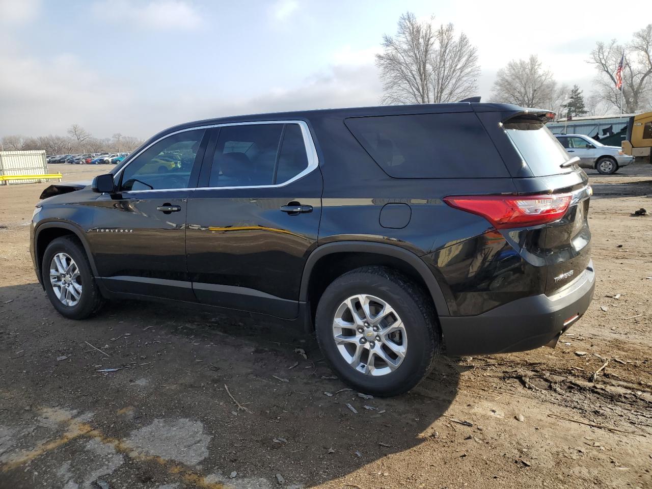 2018 CHEVROLET TRAVERSE L - Фото 2