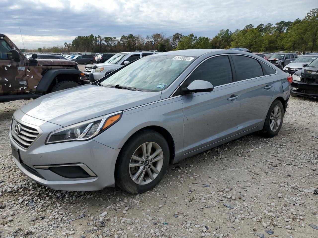 2017 HYUNDAI SONATA SE