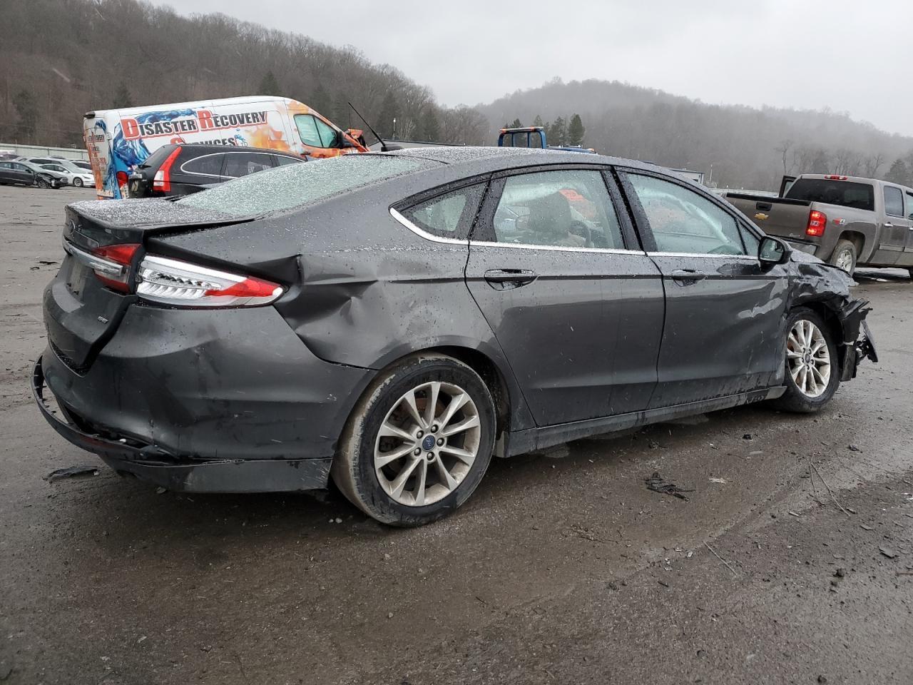 2017 FORD FUSION SE - Фото 3