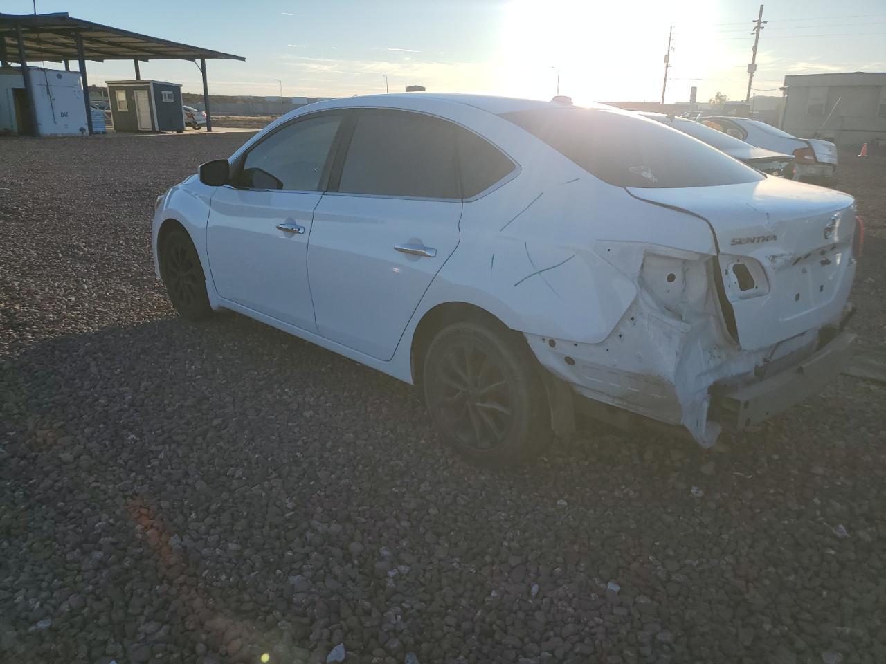 2018 NISSAN SENTRA S - Фото 2