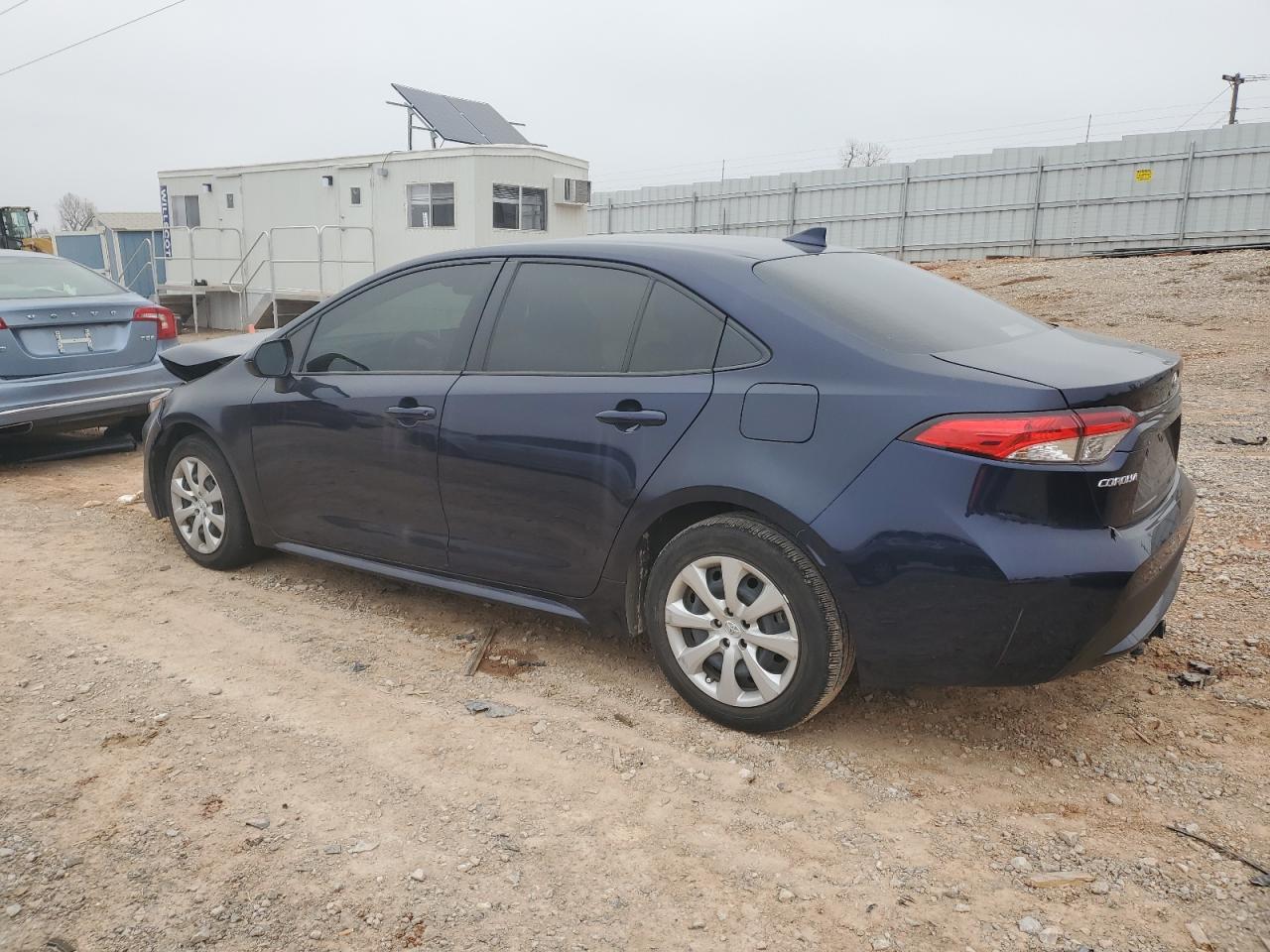 2021 TOYOTA COROLLA LE - Фото 2