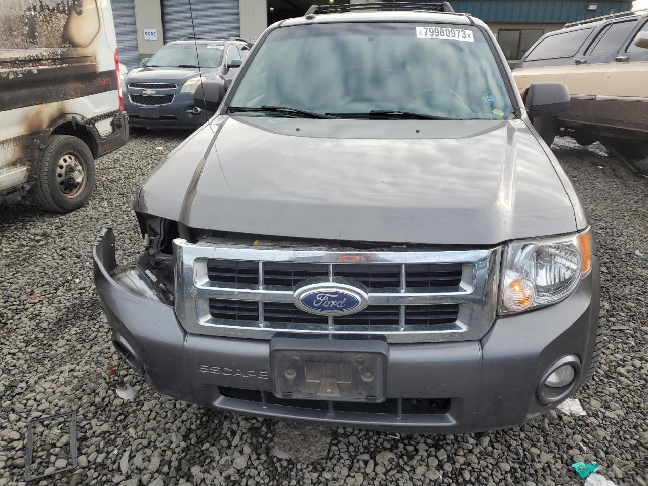 2010 FORD ESCAPE XLT - Image 5
