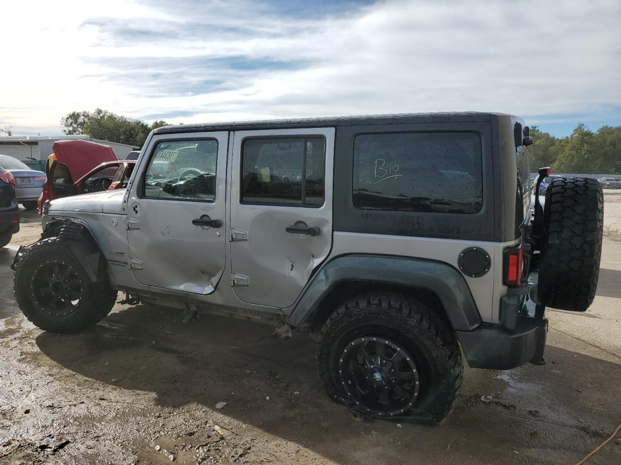 2014 JEEP WRANGLER U - Фото 2